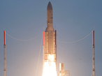 Start der Ariane 5ECA am 29. Oktober 2009, 21.00 Uhr Mitteleuropäischer Zeit von Kourou in Französisch-Guyana.
