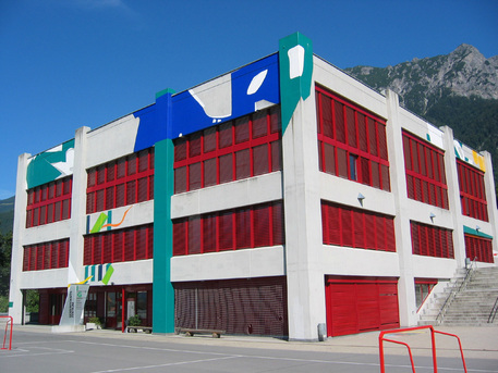 Das Gemeinschaftszentrum Resch in Schaan beherbergt auch ein kleines Planetarium, das sich im Keller des Gebäudes befindet.