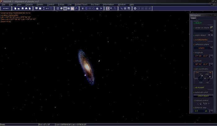 Hier sehen Sie die Andromeda-Galaxie. Es ist sehr einfach nach unterschiedlichen Objekten am Himmel zu suchen. Alternativ können Sie die Objekte auch aus einer Liste auswählen. Redshift richtet sich automatisch auf das ausgewählte Objekt aus und fliegt Sie dorthin.