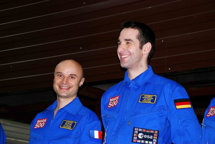 Together with four Russian crew members, Fournier (left) and Knickel (right) will remain in the habitat at the Institute of Biomedical Problems (IBMP) until mid-July.
