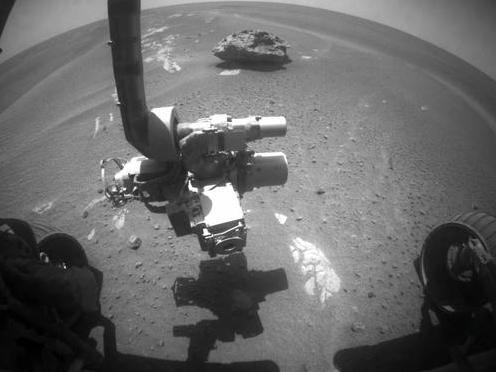 Diese Nahaufnahme von "Block Island" wurde am 28. Juli 2009, mit der Kamera von NASA´s Mars Exploration Rover Opportunity aufgenommen.

