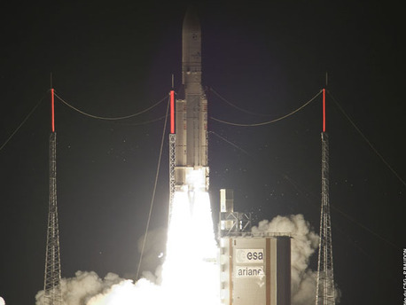 Am 22. August 2009, ist um 00.09 Uhr Mitteleuropäischer Sommerzeit (Freitag, 21. August 2009, 19.09 Uhr Ortszeit) die europäische Trägerrakete Ariane 5 vom Weltraum-Bahnhof Kourou in Französisch-Guyana gestartet. An Bord waren zwei kommerzielle Kommunikations-Satelliten aus Japan "JCSAT-12" und Australien "Optus D3". 