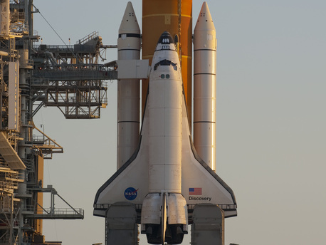 Der ursprünglich für den 26. August 2009 geplante Start des Space Shuttle Discovery zur Mission STS-128 musste verschoben werden. Der nächste Starttermin von Cape Canaveral (Florida) ist für Mittwoch, 26. August 2009, um 01.10 Uhr Ortszeit (7.10 Uhr Mitteleuropäische Sommerzeit) geplant.

