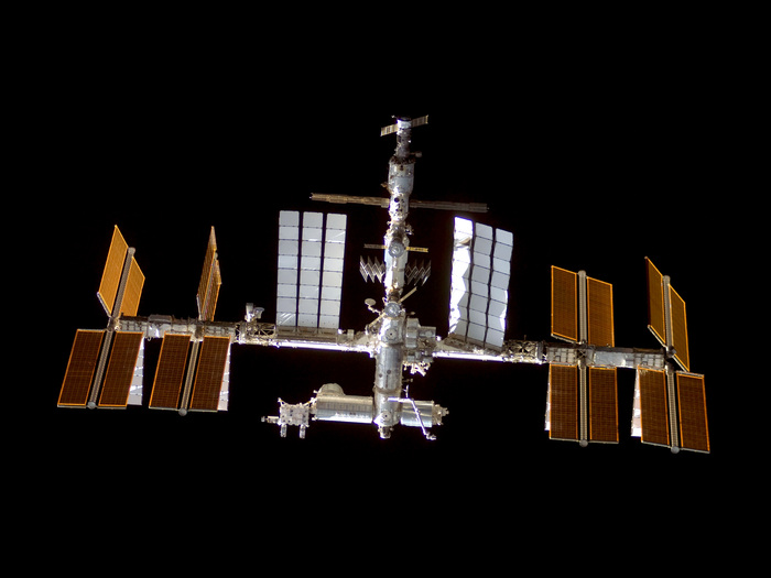 Das Spaceshuttle "Discovery" dockte, im Rahmen der STS-128 Mission, am 30. August 2009 an die Internationale Raumstation ISS an.
