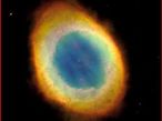 Der Ringnebel im Sternbild Leier ist auch das Erkennungssymbol der Planetariumssoftware Redshift 7.