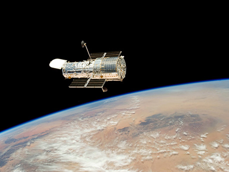 Das Hubble-Teleskop, nach der letzten Wartungsmission 2009