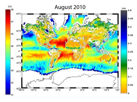 Por primera vez, los datos sobre la humedad del suelo y la salinidad superficial del mar se han combinado en un mapa. El mapa se generó con la combinación de mediciones globales adquiridas en agosto de 2010.

Los datos de la salinidad superficial del mar tienen una resolución espacial de 1 × 1 °. Comparación con las mediciones in situ en los océanos como promedio durante 1 × 1 ° de agosto revelan una exactitud casi mundial de 0,4 unidades prácticas de salinidad, que es muy prometedor después de un año en órbita.