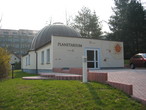 Das Planetarium am Burgsee in Bad Salzungen.