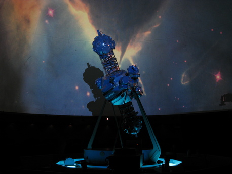 Fast 20 Jahre lang war dieser Zeiss-Projektor im S-Planetarium Augsburg in Betrieb.