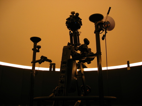 Der Zeiss-Projektor ZKP 1 im Planetarium Hannover.
